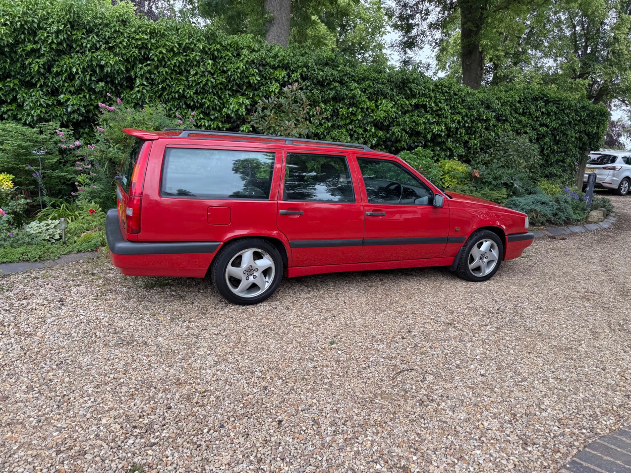Volvo 850 2.5 20v GLT 5dr — photo 13 of 20